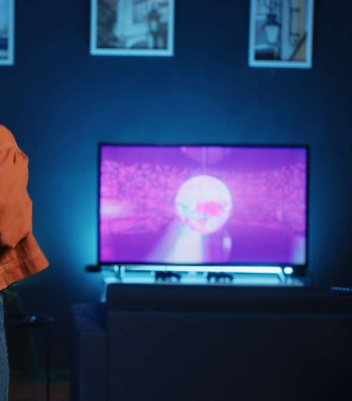 Unique Electronics Store